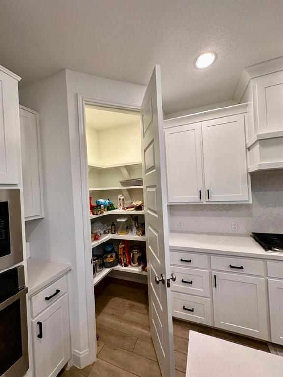 Building Photo - 1113 Scenic Grn Lp