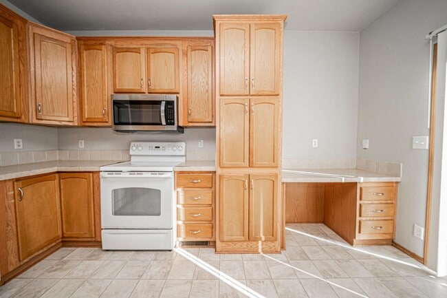 Building Photo - Please View 3D Virtual Walk-Through Before Scheduling a Showing