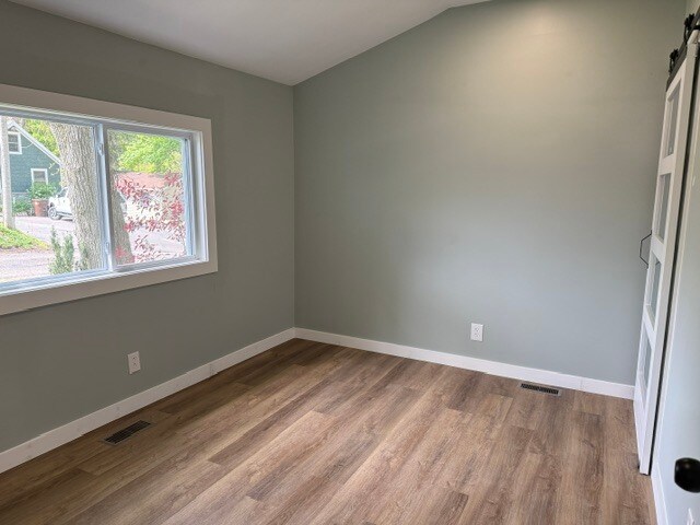 Building Photo - 805 Woodland Terrace