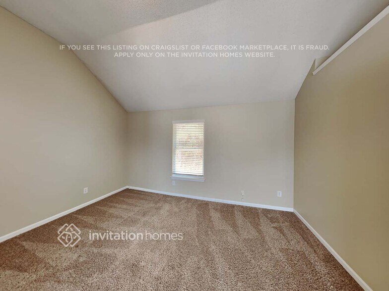 Building Photo - 115 Legend Creek Dr