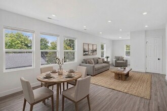5BR, 2.5BA-  1200SF - 324 61st St NE