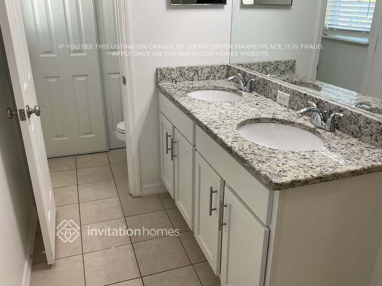 Building Photo - 3266 Quail Dr