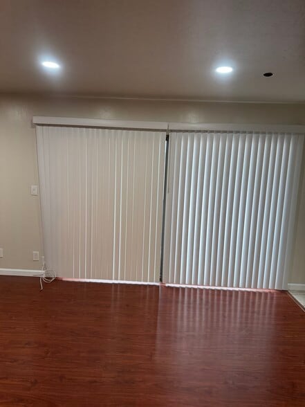 Building Photo - 281 Juana Ave