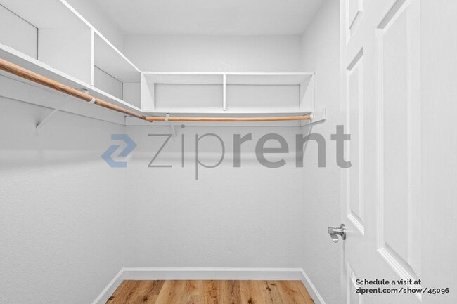 Building Photo - 1275 Sweetbrier Pl