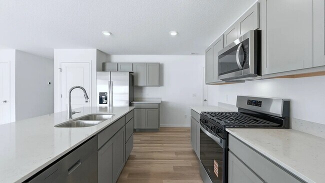 Building Photo - 5495 Tranquilo Wy