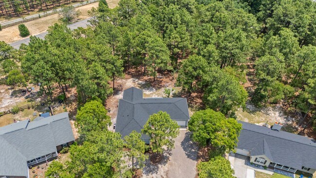 Building Photo - 74 Dove Trail