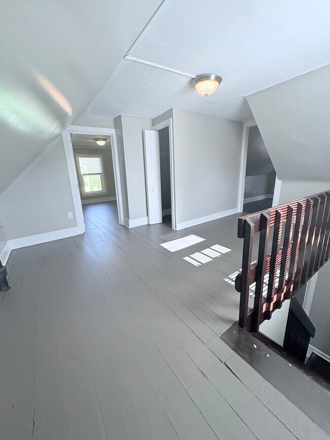 Building Photo - Charming 3 beds 1 baths in Delaware!