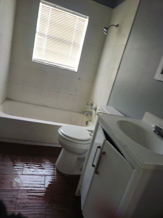 Building Photo - Available now!!! THIS PROPERTY IS SECTION 8 FRIENDLY!