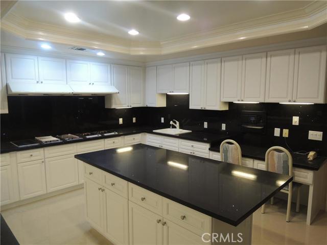 Building Photo - 1601 Highland Oaks Dr