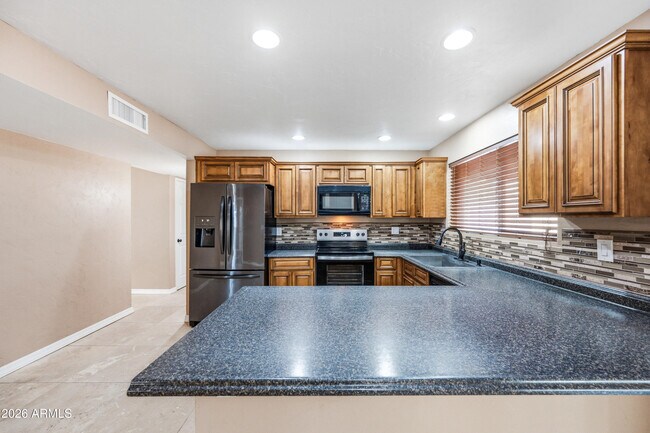 Building Photo - 1717 S 82nd St