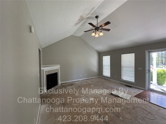 Building Photo - 87 Manor Dr