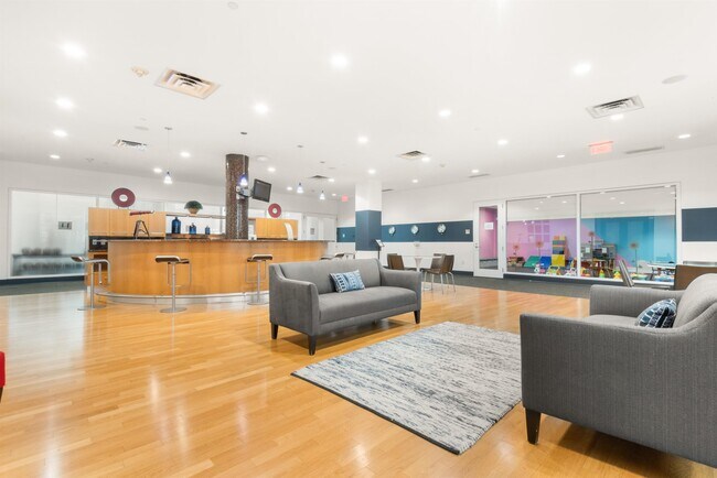 Building Photo - 4 Beacon Way