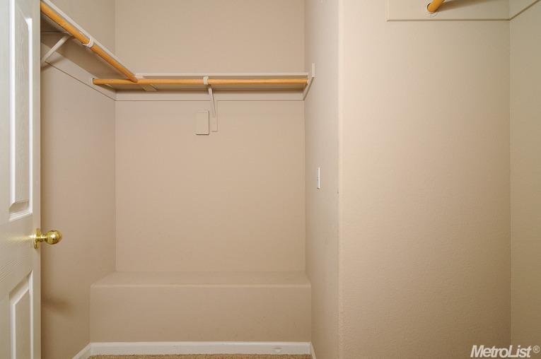 Walk in closet - 7515 Sheldon Rd