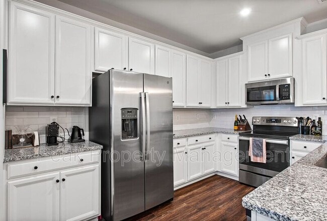Building Photo - 8112 Wistar Creek Walk