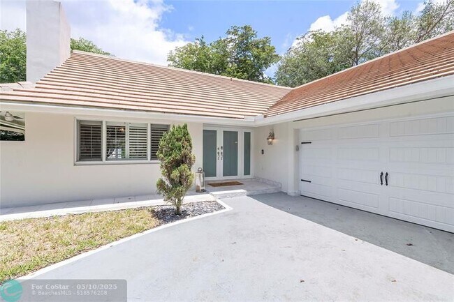 Building Photo - 10209 Vestal Ct