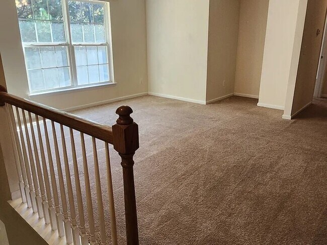 Building Photo - 429 Buttonbush Ct