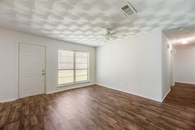 Building Photo - 311 Azalea Ln