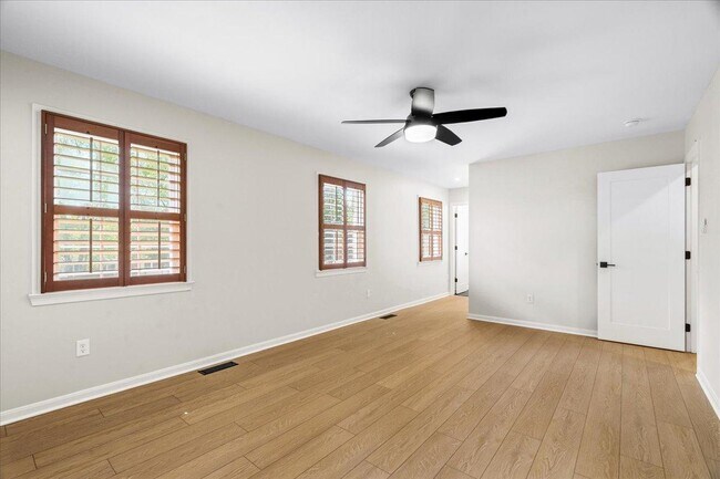 Building Photo - 7375 Freestate Dr