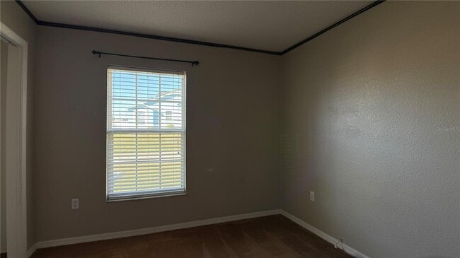 Building Photo - 717 Westwinds Dr