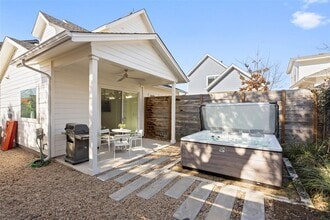 Building Photo - 209 Ben Howell Dr