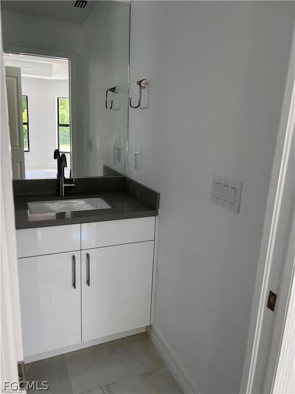 Building Photo - 4852 30th St SW