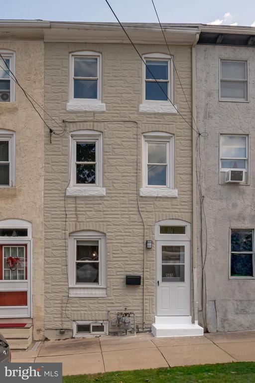 Building Photo - 505 Spring Mill Ave