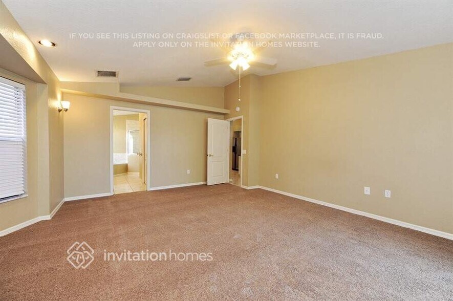 Building Photo - 22629 Willow Lakes Dr