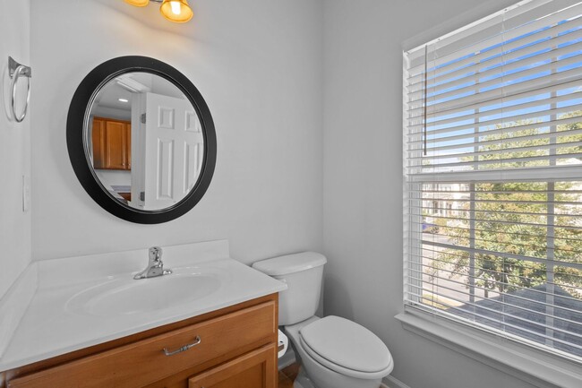 Building Photo - Spacious 3-Story End-Unit Townhome Near RTP