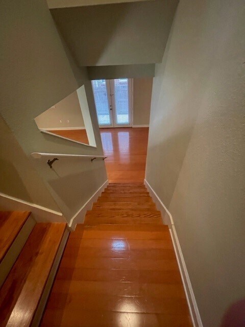 Building Photo - 507 S Westland Ave