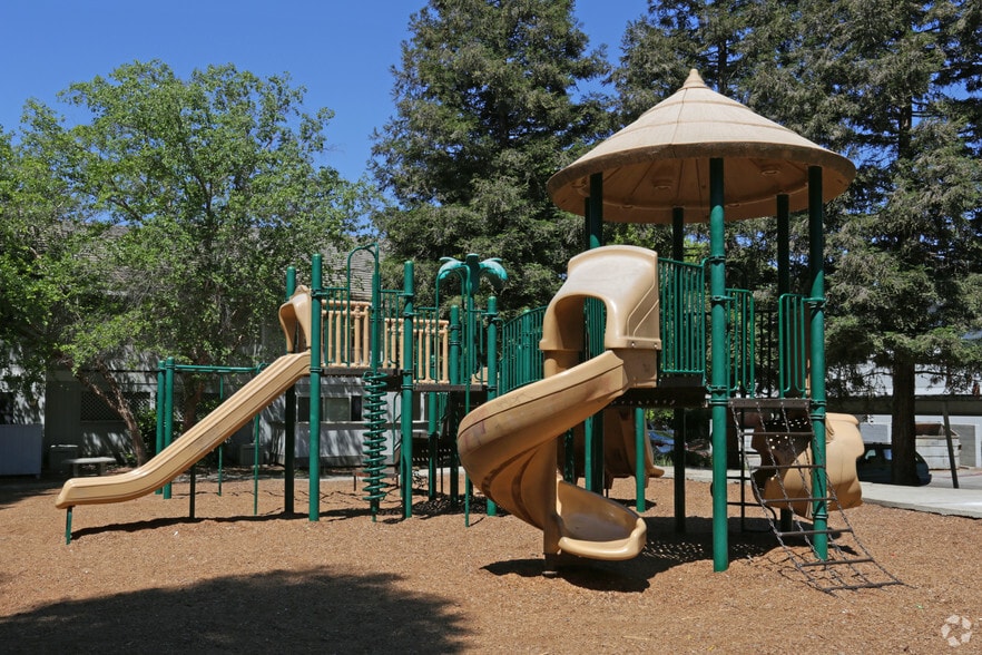 Playground - Willowbrook Apartments