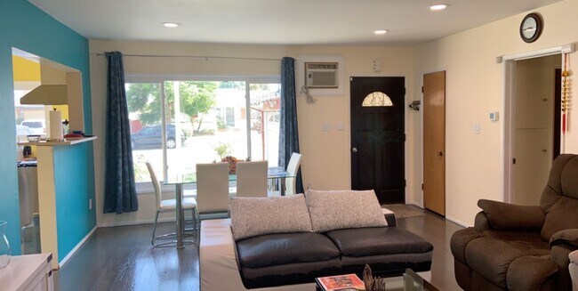 Building Photo - 11659 Harvard Dr