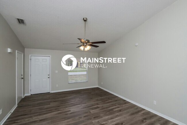 Building Photo - 3 Bedroom Pet-Friendly Home in palm bay, FL with Main Street Renewal