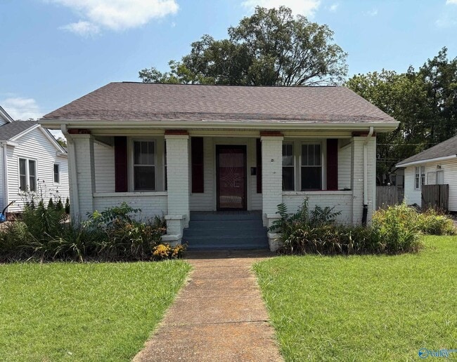 Primary Photo - 508 N Madison St