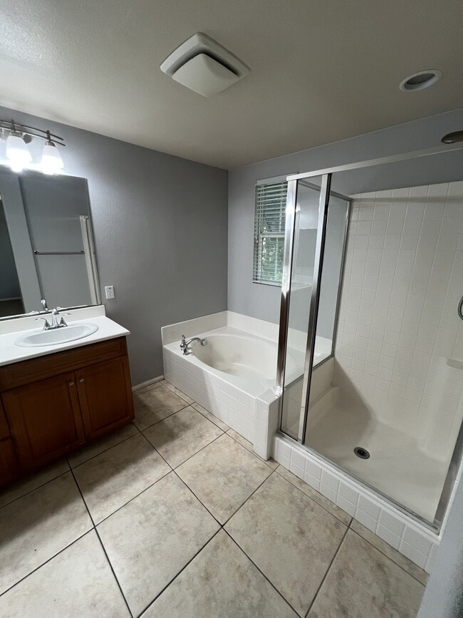 Building Photo - 30505 Canyon Hills Rd