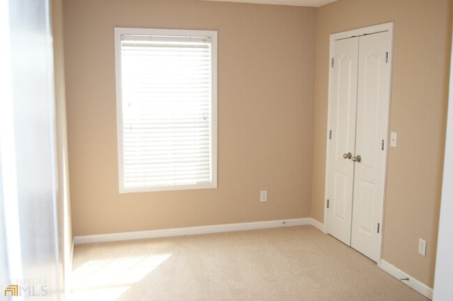 Building Photo - 848 Commerce Blvd