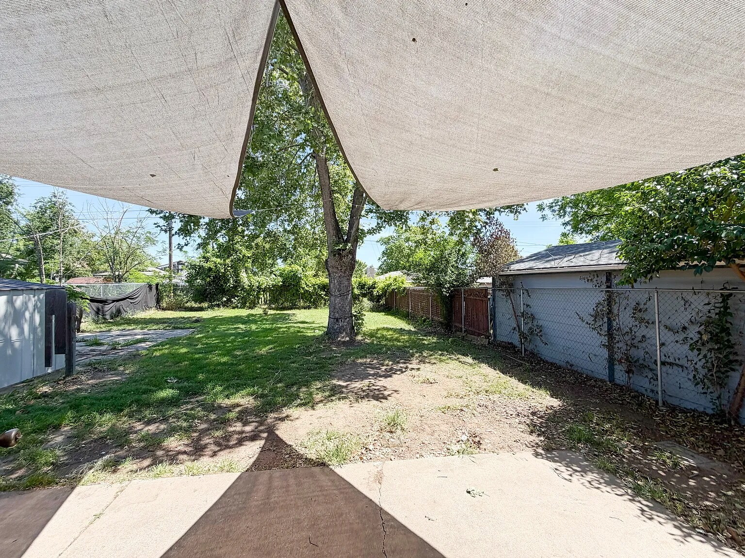 Building Photo - 3822 Haywood St
