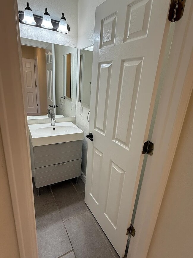 Building Photo - 3935 Zuni St