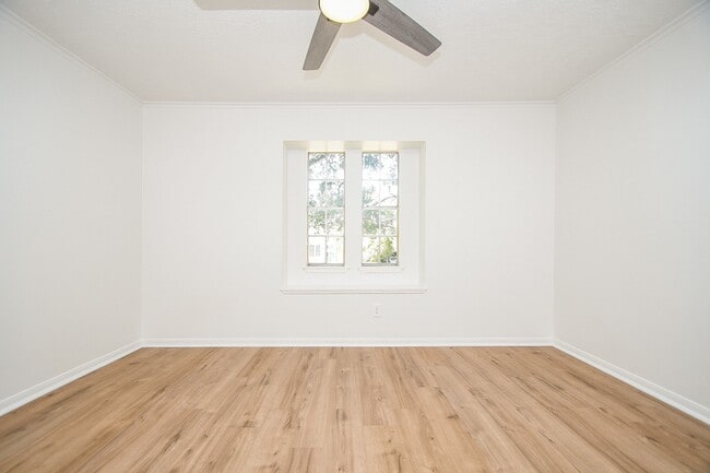 Building Photo - 7703 Braesridge Ct