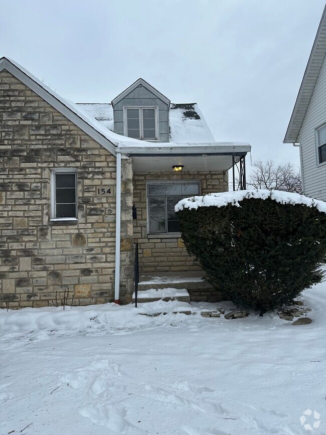 Building Photo - 154-156 N HURON Avenue