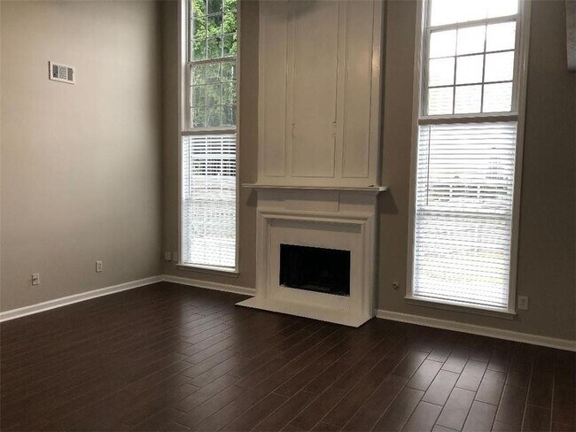 Building Photo - 4306 Shillham Ct