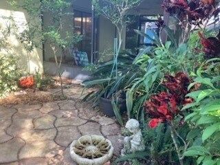 Building Photo - 1565 Glentry Ln