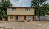Building Photo - 1002 Verde Dr