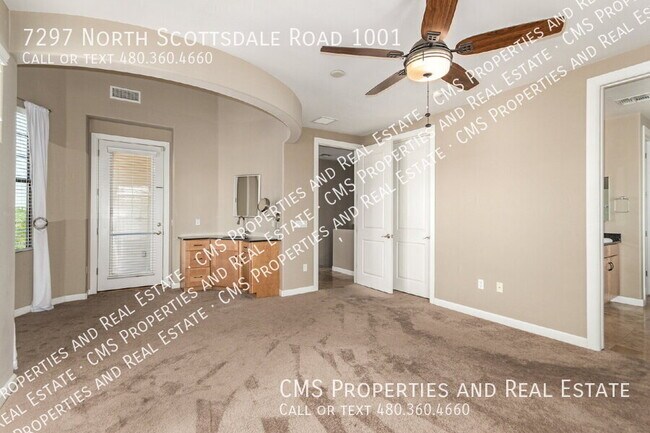 Building Photo - 7297 N Scottsdale Rd