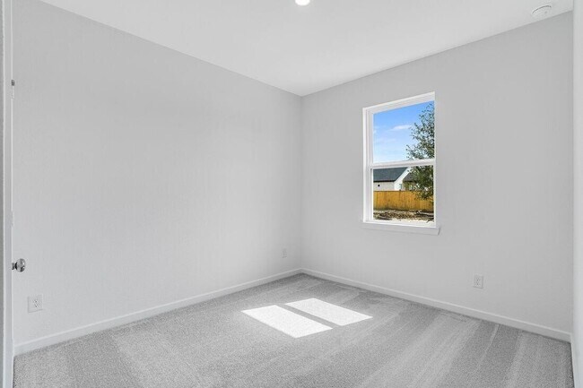 Building Photo - 9735 Bixby Crk Dr