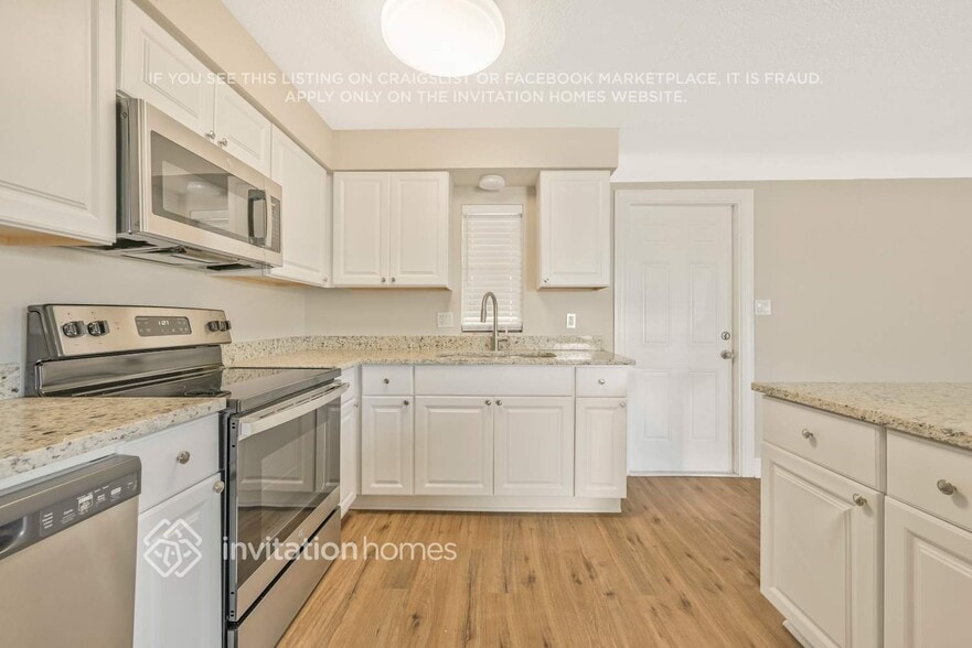 Building Photo - 1830 Williams Manor Ave