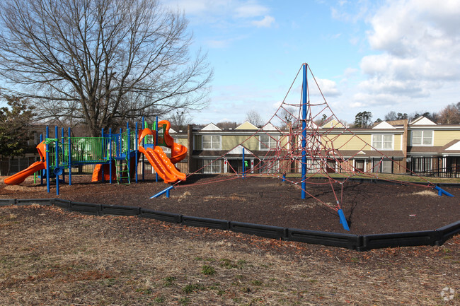 Building Photo - Claremont Courts
