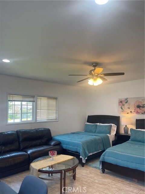 Building Photo - 620 N Janss Way