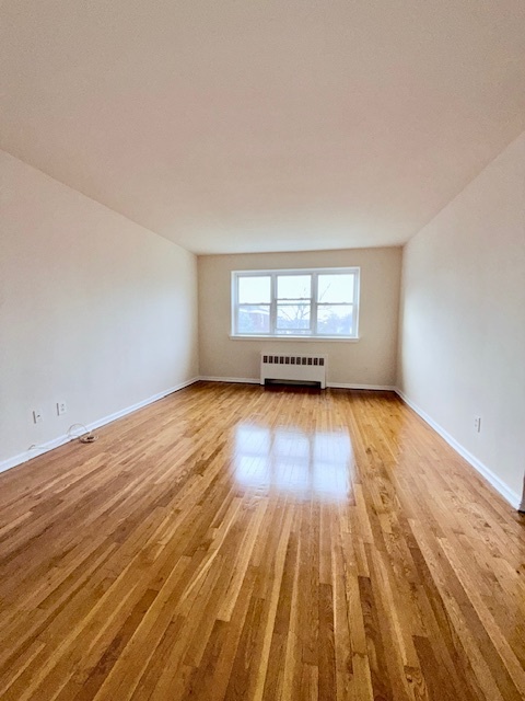 Building Photo - 403 Park Ave