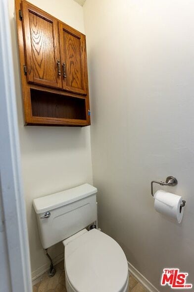 Building Photo - 4360 Kraft Ave