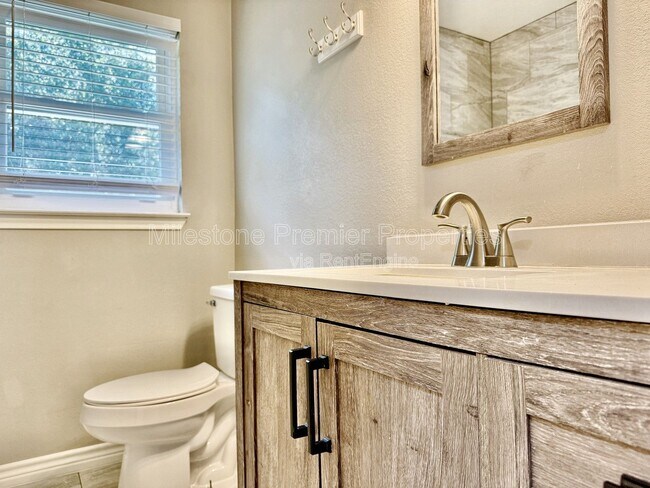 Building Photo - 101 Twining Dr